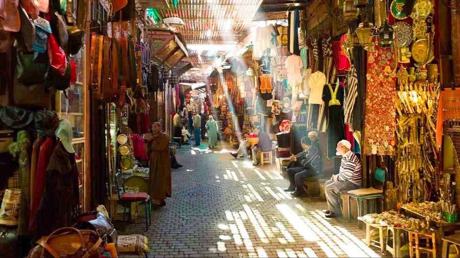 ONE-DAY IN FES / FES WALKING TOUR 2023/2024